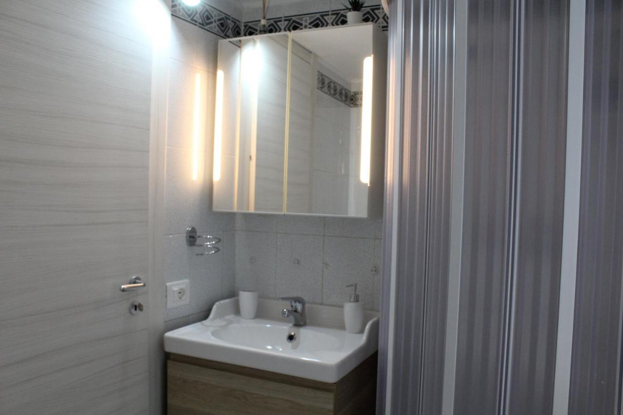 דירות La Casa Ridente : Ischia Porto מראה חיצוני תמונה